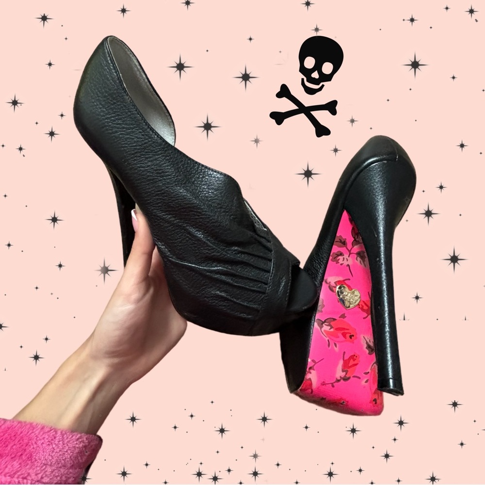Betsey Johnson Platform Heels 🎀